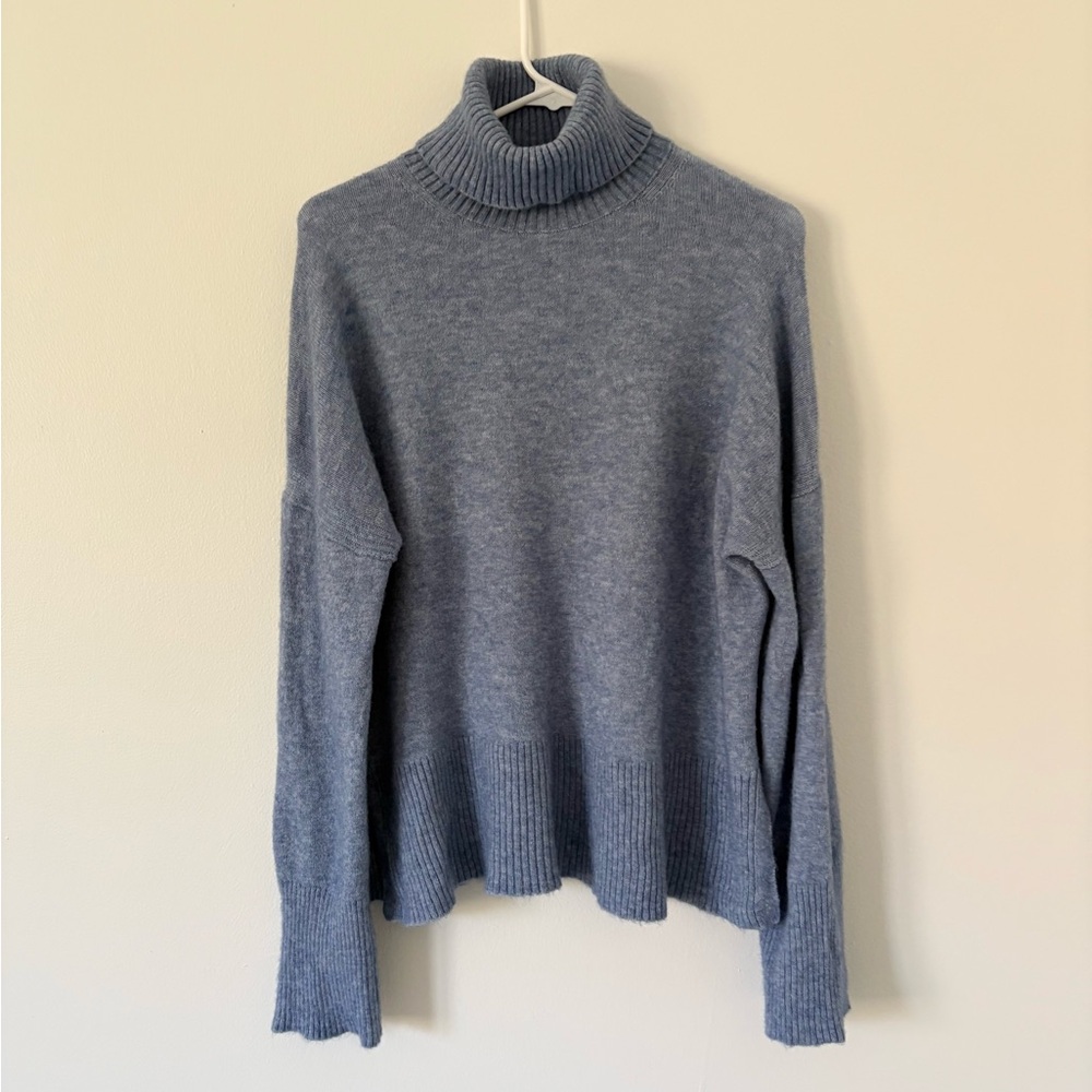 J Crew Blue Side Split Alpaca Wool Blend Ribbed Turtleneck Sweater Size Small - Picture 2 of 9
